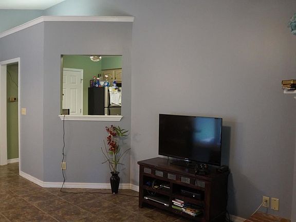5th image of 135 Cozart Pl
