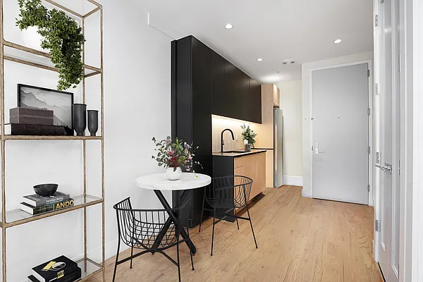 Rented by Compass | media 10