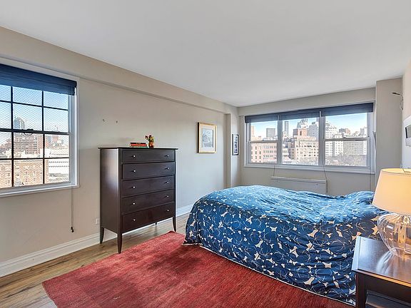 5th image of 15 Charles St APT 10E