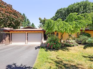 18418 94th Ave NE, Bothell, WA 98011