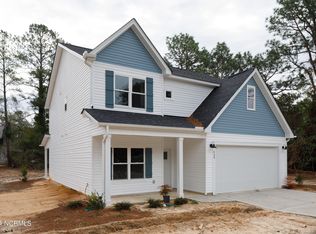 409 Sanborn St, Aberdeen, NC 28315