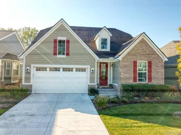 2326 Pondview Ln, Troy, MI 48085