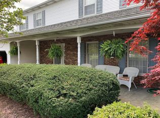 510 W Blooming Glen Dr, Perkasie, PA 18944