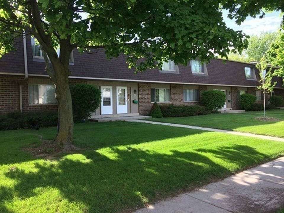 1st image of 216 Falls Rd