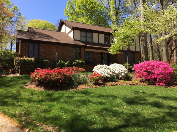 3 Tyrol Ct