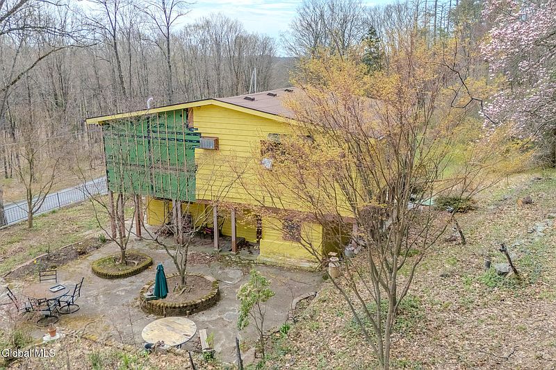 4th image of 85 Shear Road