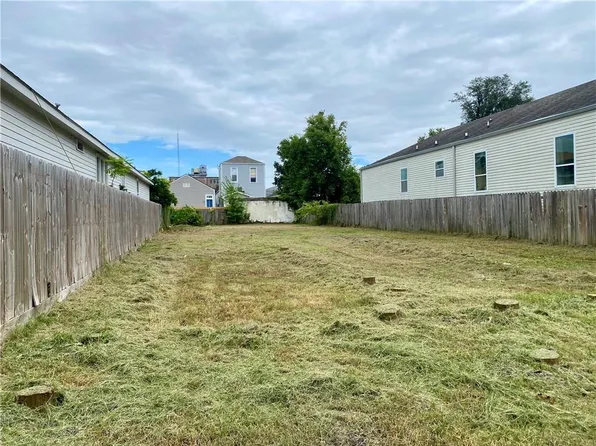 2635 Palmyra St, New Orleans, LA 70119