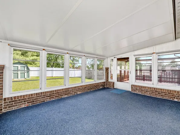 1129 Cayton Rd, Florence, KY 41042