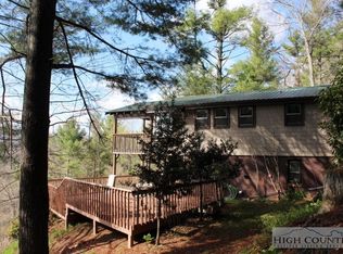 276 N Riverside Dr, West Jefferson, NC 28694