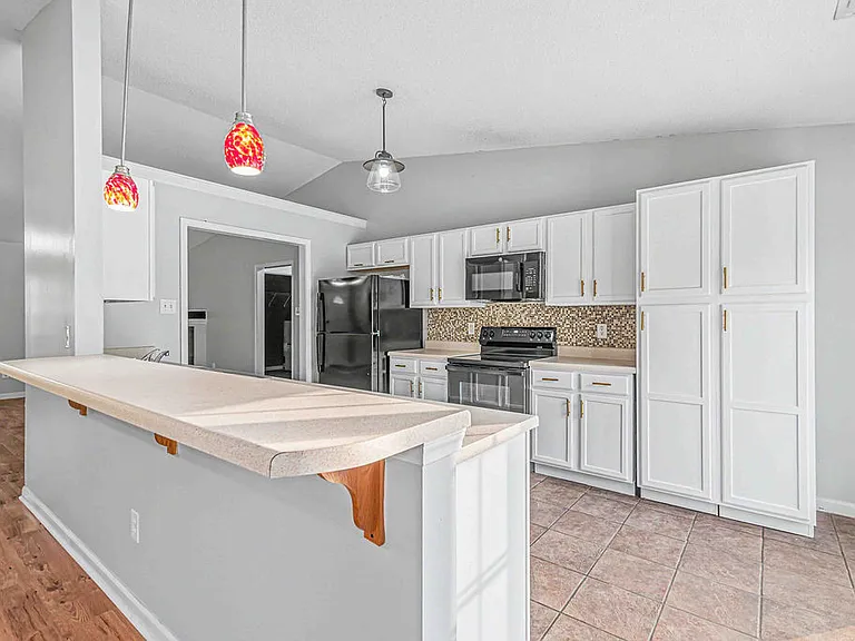 118 Magnolia Ln — Photo 10