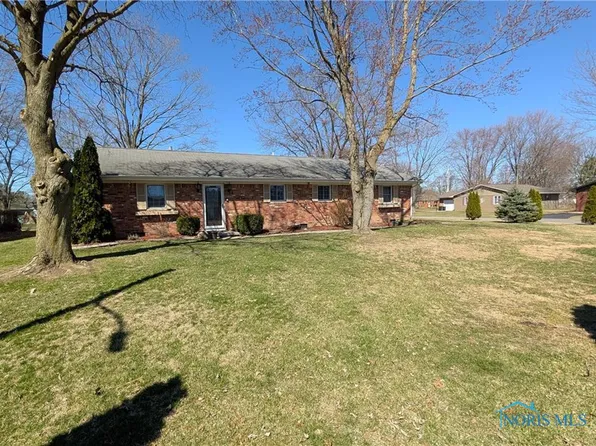 6 Hawthorne Dr, Delta, OH 43515