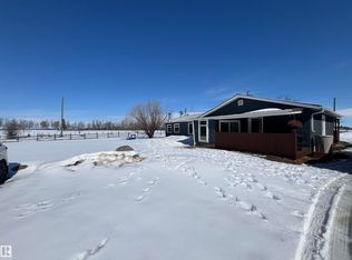 23422 Township Rd #582-19, Sturgeon County, AB T0G 1L2