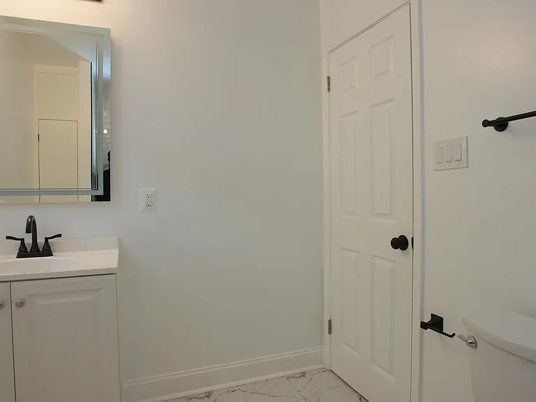 2608 Holly Dr — Photo 31