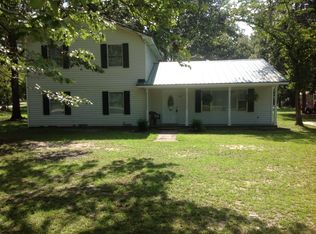 218 Anvasback Rd, Eutawville, SC 29048
