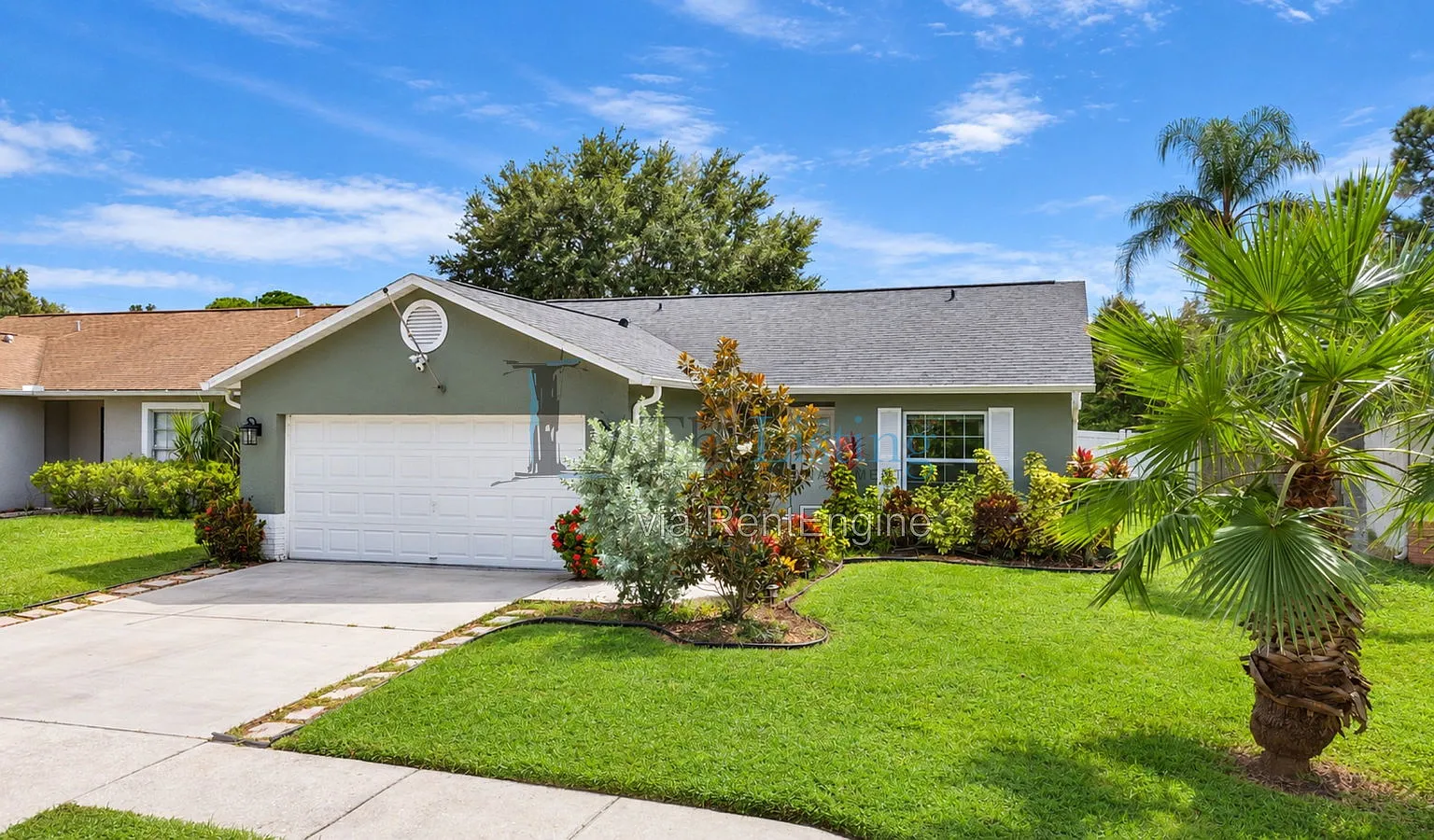 3 bed, 2.0 bath, 1276 sqft, $2,400 — Photo 1