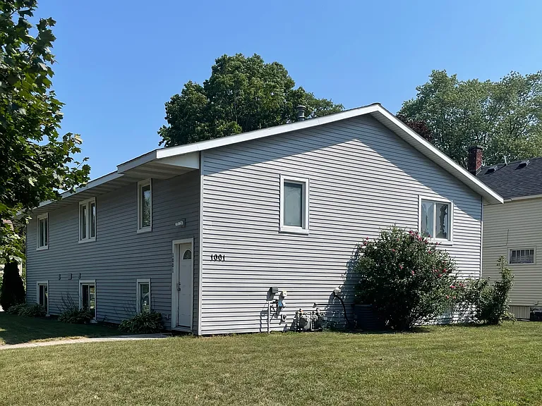 1001 Franklin Ave #UPPER — Photo 3
