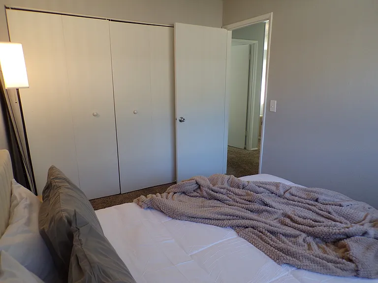 5102 SW 45th Ave #6 — Photo 24
