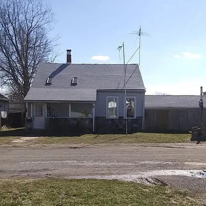 2309 Barrett Ave Photo 1