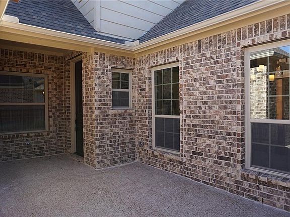 4th image of 3019 Indigo Dr