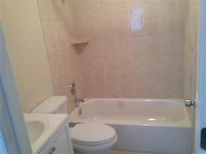 4th image of 209 W Hamiller Ave