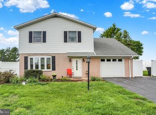 1100 Butter Rd, Dover, PA 17315