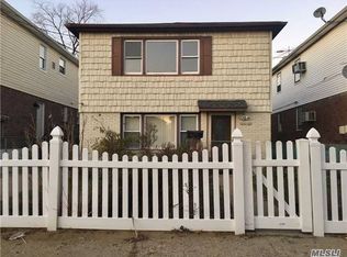 25733 147th Dr, Rosedale, NY 11422