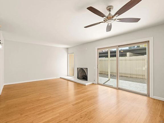 2nd image of 3281 Loma Riviera Dr