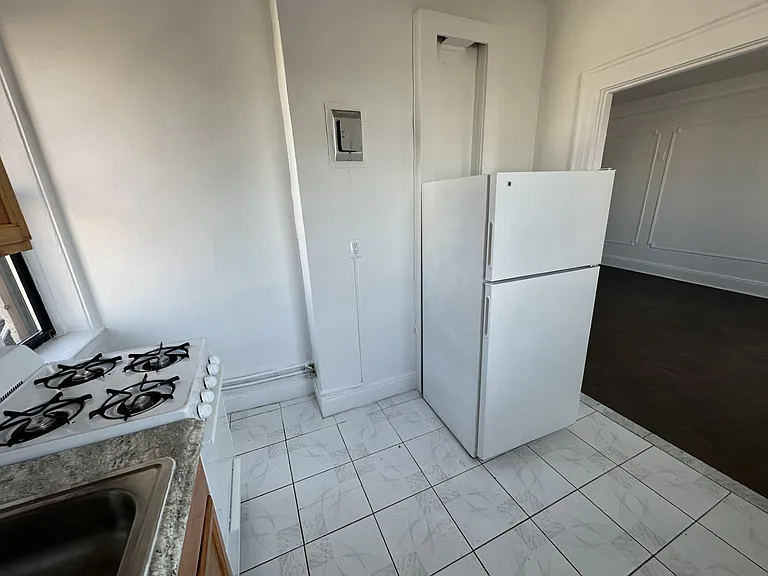 39-62 65th St #3D — Photo 3