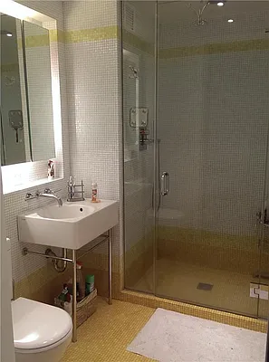 Rented by Kian Realty | media 26