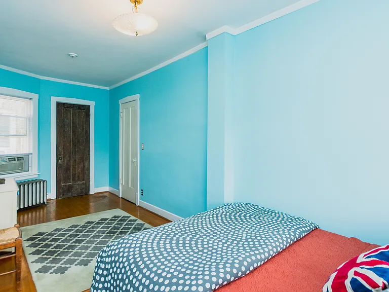 3002 N Albany Ave #2 — Photo 9