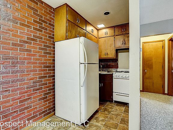 5th image of 1957 W Villard Ave #6