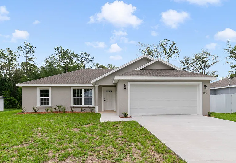 8949 N Cortlandt Dr — Photo 1