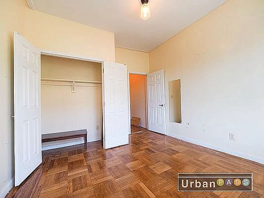 5th image of 341 Saint Johns Pl APT 4F