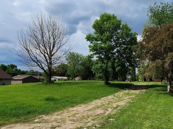 409 Atlantic Ave NE, Pennock, MN 56279