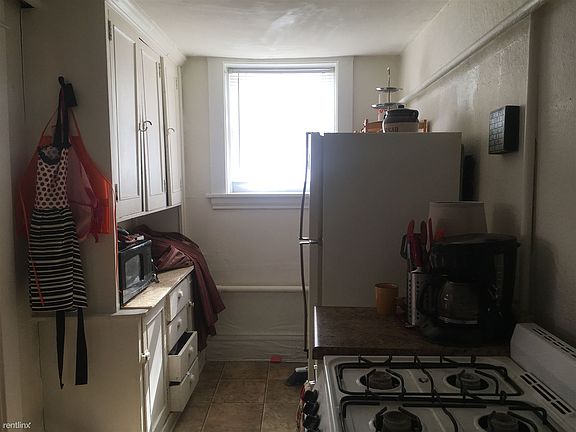 69G 5 Kitchen