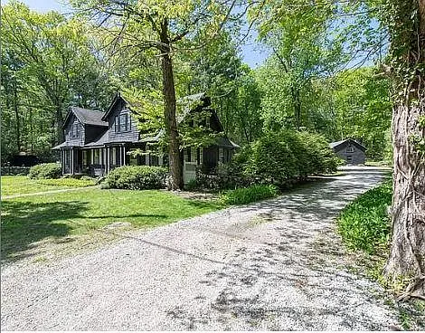81 Woodchester Dr #1 — Photo 4