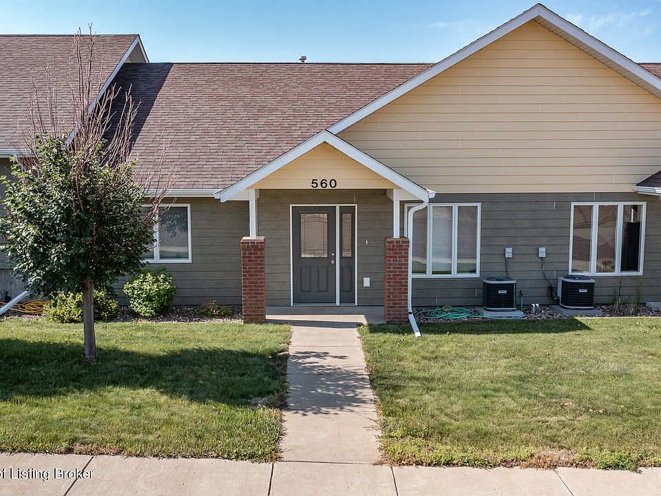 1st image of 560 Elks Dr