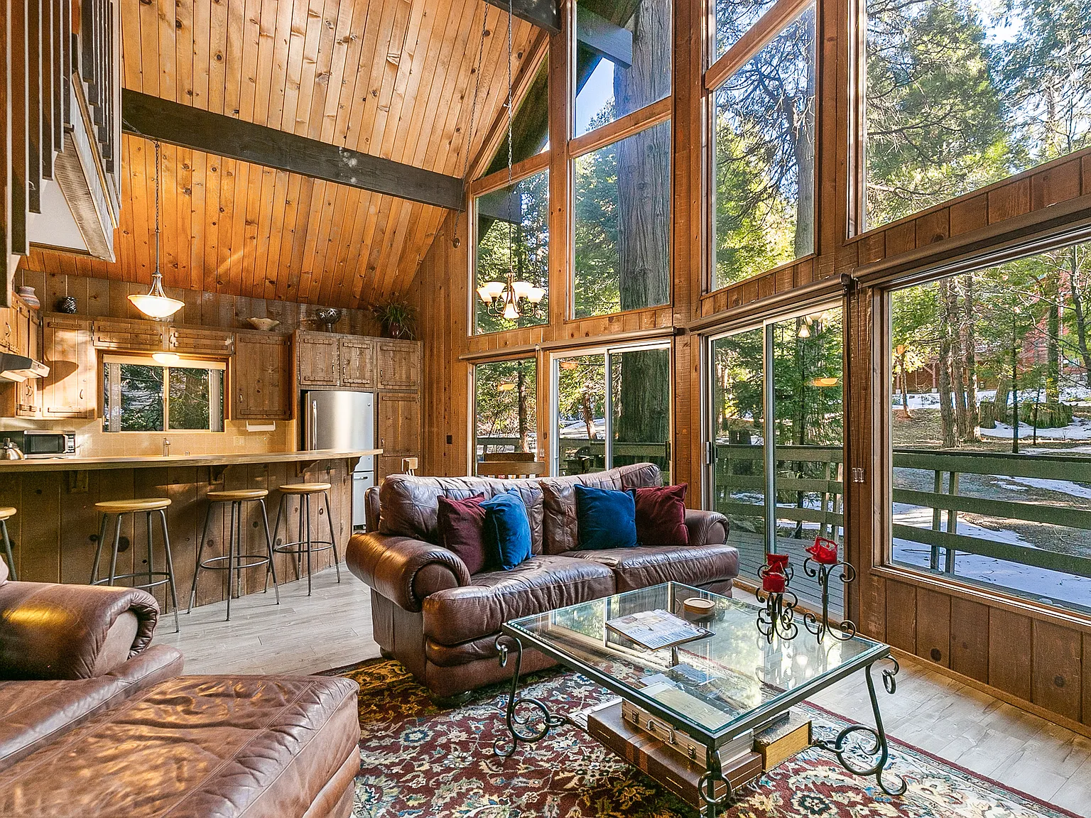 3 bed, 1120 sqft, $3,000 — Photo 4