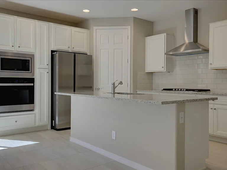 13466 E Joseph Mills Ln — Photo 9