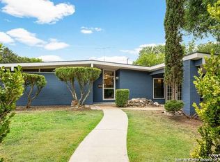 230 Pinewood Ln, San Antonio, TX 78216
