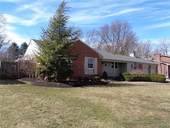 4th image of 44 Parkwood Dr