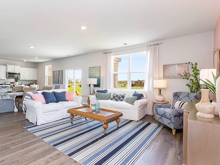 Open floor plan - Hall