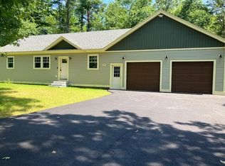 731 Hanson Ridge Rd, Springvale, ME 04083
