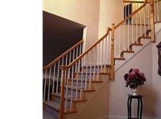360 Shelbourne Ln, Phoenixville, PA 19460