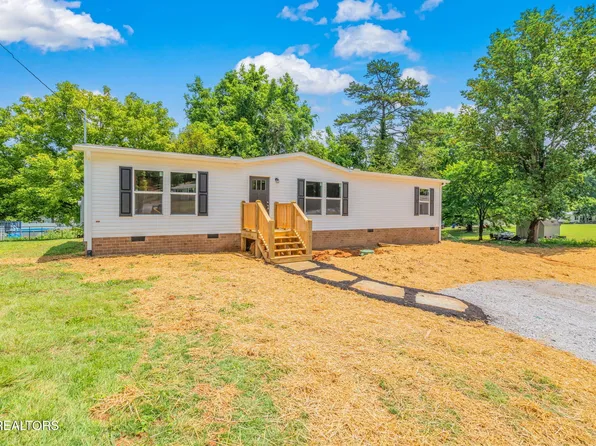115 Ford Ave, Harriman, TN 37748