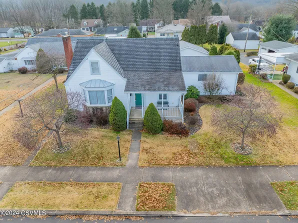 40 E 11th St, Bloomsburg, PA 17815