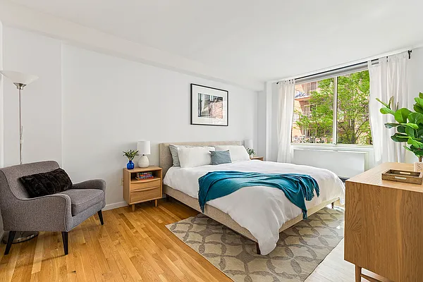 Sold by Compass | media 3