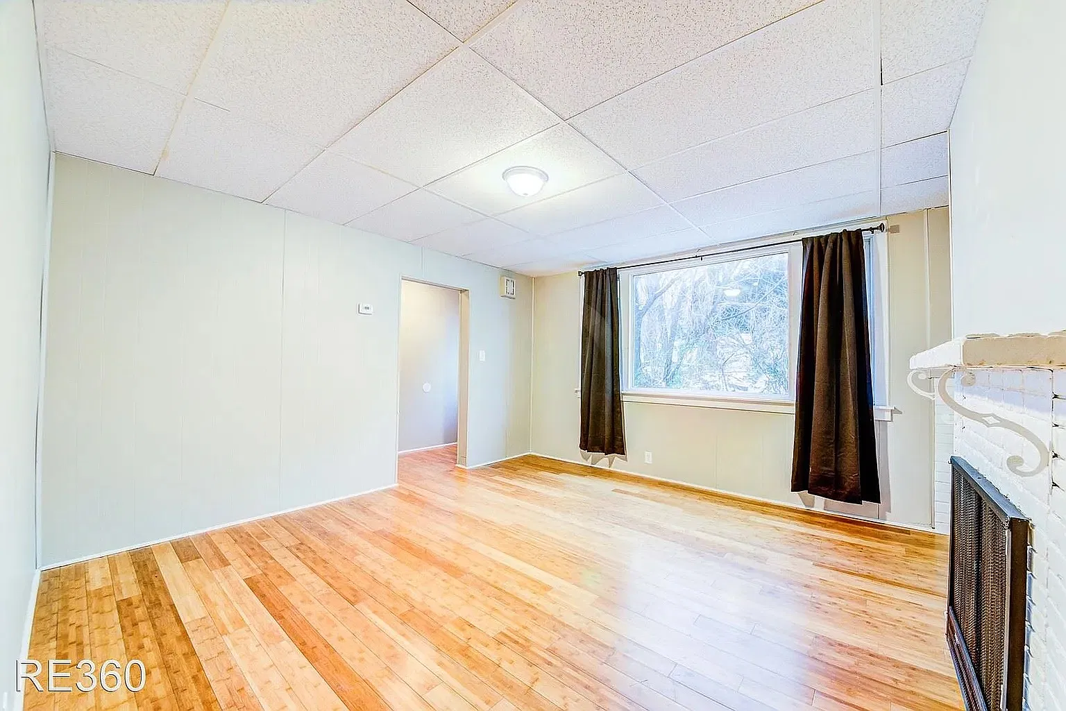 3 bed, 1.5 bath, 1350 sqft, $1,485 — Photo 2