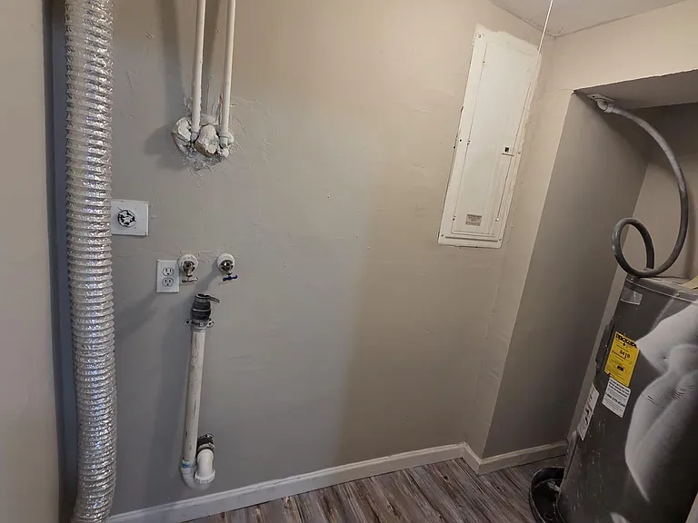 3818 Everglades Rd — Photo 14
