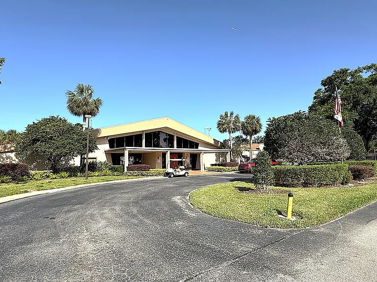 2906 S Semoran Blvd — Photo 14